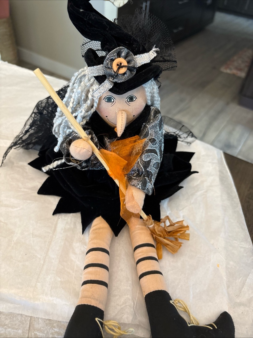 Vintage Halloween Fabric Witch Shelf Sitter - Picture 9 of 9